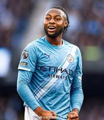 世体：巴萨战奥萨苏纳的中卫搭档预计将是伊尼戈和埃里克